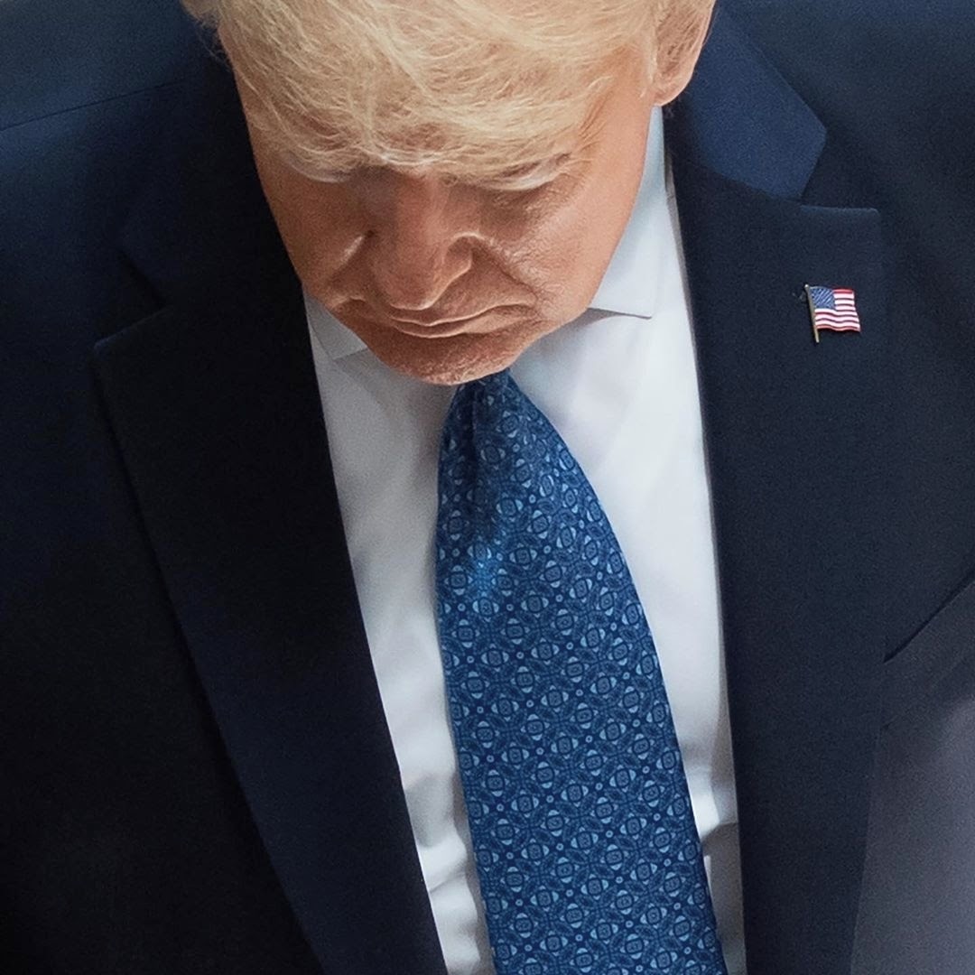 Photo by AFP Photo on May 20, 2020. Image may contain: one or more people and suit