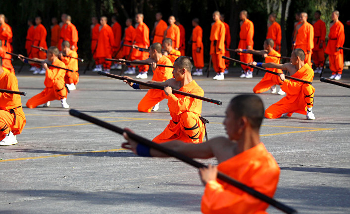 Image result for ÐÐ° ÑÑÑÑÑÑ Ð²ÑÑÑÑ Ð² Ð¿Ð¾Ð³Ð¾Ð½Ðµ Ð·Ð° Ð¼ÐµÑÑÐ¾Ð¹ - ÑÐ´Ð¸Ð²Ð¸ÑÐµÐ»ÑÐ½Ð°Ñ ÐºÑÐ½Ð³-ÑÑ Ð¸ÑÑÐ¾ÑÐ¸Ñ Ð´ÐµÐ²ÑÑÐºÐ¸ Ð¸Ð· Ð Ð¾ÑÑÐ¸Ð¸