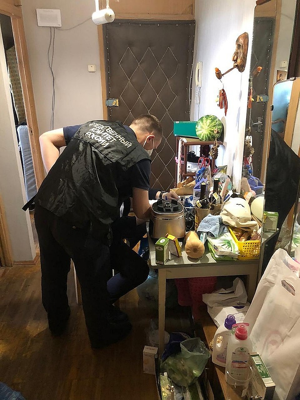 Странную квартиру, в которой с нянями из Китая жили пятеро новорожденных малышей, накрыли в начале июля. Фото: СУ СК РФ по Москве 